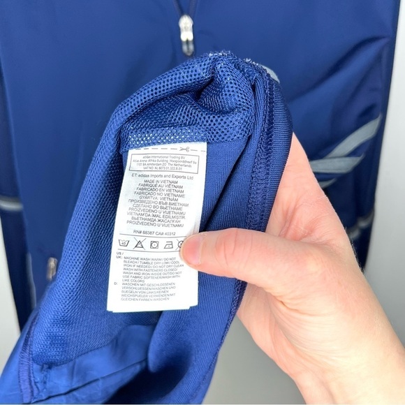 Adidas Navy Blue and Gray Grey Full Zip Up Long Sleeve Sporty Jacket Size Large - Picture 7 of 15
